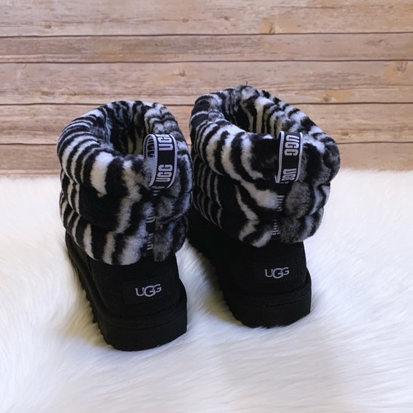 UGG Fluff Mini Quilted Zebra Black & White Boots - Picture 5 of 8
